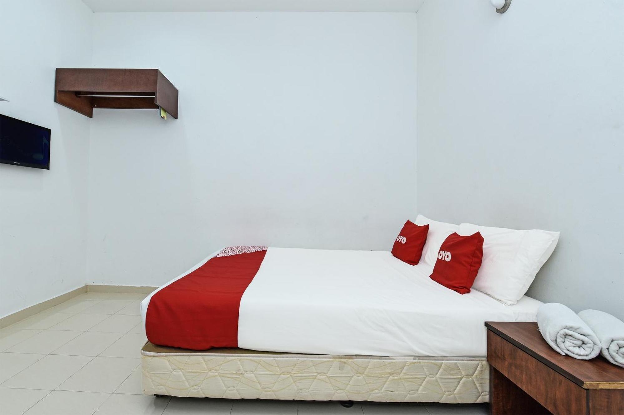 פנתאי צנאנג Oyo 275 Senyum Inn מראה חיצוני תמונה