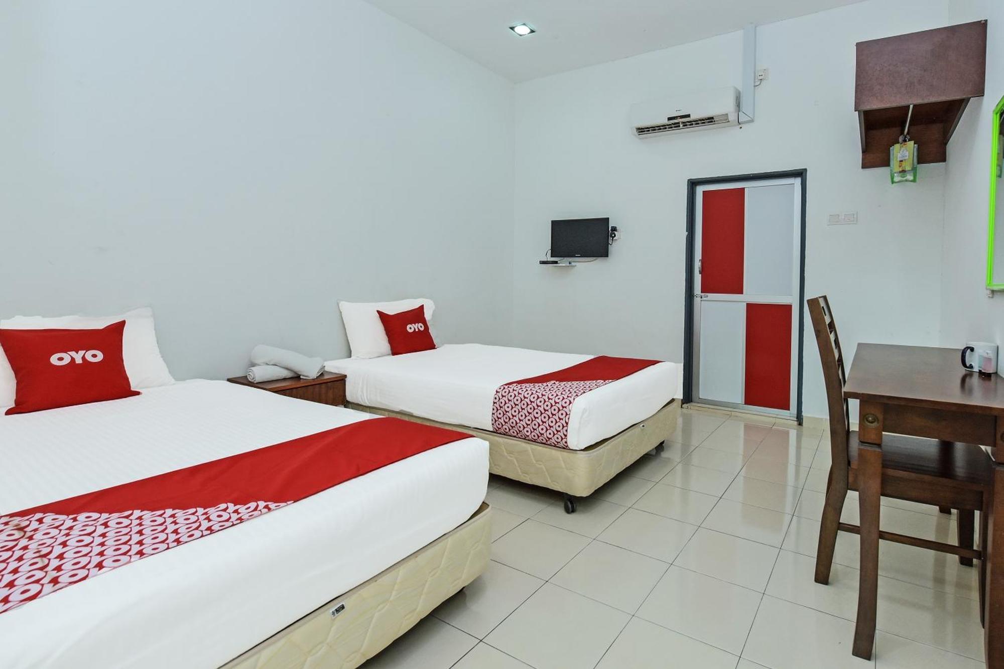 פנתאי צנאנג Oyo 275 Senyum Inn מראה חיצוני תמונה