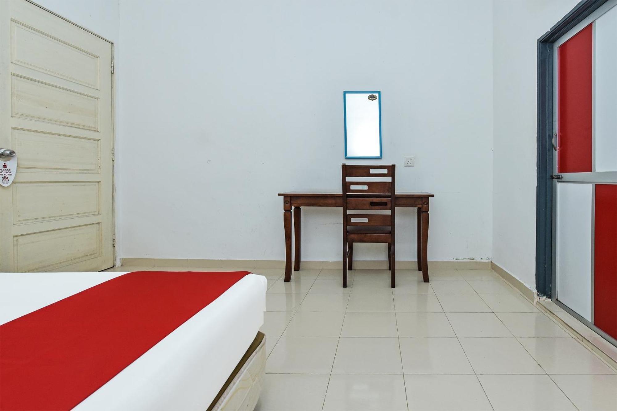 פנתאי צנאנג Oyo 275 Senyum Inn מראה חיצוני תמונה
