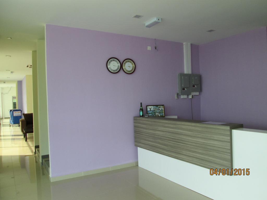פנתאי צנאנג Oyo 275 Senyum Inn מראה חיצוני תמונה